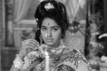 நயன்தாரா இப்போது தான், 40 வருடங்களுக்கு முன்பே கே.ஆர்.விஜயா செய்த விஷயங்கள்...