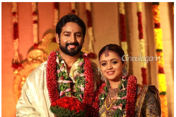 நான் நவீனை திருமணம் செய்த காரணமே இதுதான்... ஓபனாக கூறிய நடிகை பாவனா | Actress Bhavana About Marriage With Naveen நான் நவீனை திருமணம் செய்த காரணமே இதுதான்... ஓபனாக கூறிய நடிகை பாவனா | Actress Bhavana About Marriage With Naveen