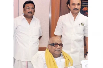 ஒன்றிணைந்தனரா சகோதரர்கள்..? மு.க.அழகிரி வீட்டிற்கு செல்லும் முதல்வர் மு.க.ஸ்டாலின்..!