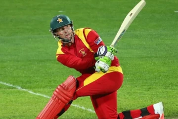 பிரபல நட்சத்திர வீரர் கிரிக்கெட் விளையாட 3 ஆண்டுகள் தடை! கேப்டனே இப்படி பண்ணலாமா?