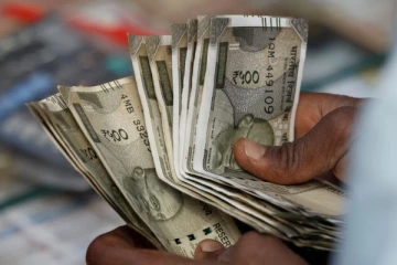 இந்தியாவின் 1 ரூபாய்க்கு ரூ.12,000 கொடுக்கும் நாடு.., எது தெரியுமா?