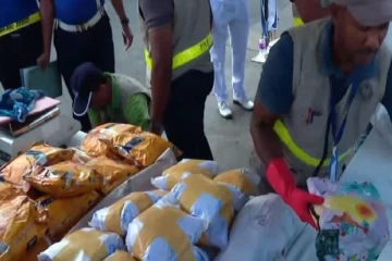 தெற்கு ஆழ்கடலில் கடற்படையினருக்கு அதிர்ச்சி கொடுத்த படகு ; பெருந்தொகை ஆபத்தான பொருள் மீட்பு