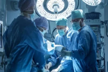 பாடசாலையில் ஒன்றில் திடீரென ஏற்பட்ட அசம்பாவிதம்... 7 மாணவிகள் வைத்தியசாலையில்!