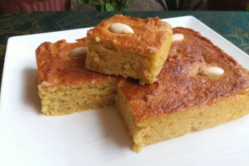 හවස තේ එකට පොල් කේක් ගෙදරදිම හදමු මෙන්න විදිය...