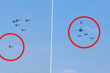 விமான சாகச நிகழ்ச்சியில் விமானி உயிரிழப்பு