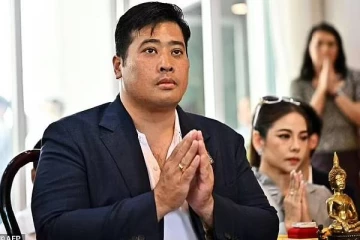 வெளிநாட்டுப் பெண்ணுடன் திருமணம்: அரசராகும் வாய்ப்பை இழக்கும் ஒரு இளவரசர்