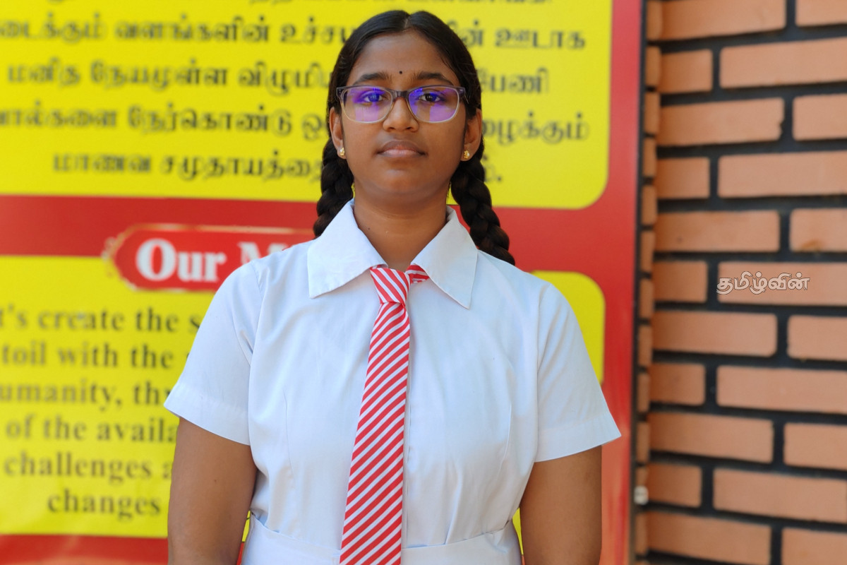 கணிதப் பிரிவில் வவுனியாவில் முதலிடம் பெற்ற மாணவி நதீரா! | Mathematics Section In Vavuniya