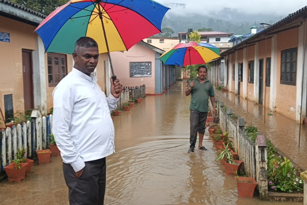 பொகவந்தலாவை கல்லூரிக்குள் வௌ்ளம்; நாளை உயர்தர பரீட்சை நடைபெறுமா? | Bogawantalawa Flooding Al Examination Hall