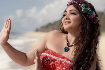 Moana-வாக மாறிய ரோஜா 2 சீரியல் நடிகை பிரியங்கா நல்காரி!! புகைப்படங்கள்..