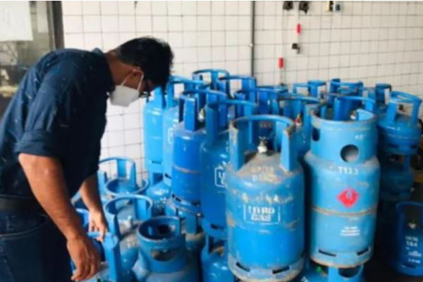 மக்களின் தேவைகளை பூர்த்தி செய்வதற்கான நடவடிக்கையை மேற்கொள்வதே தற்போதைய உடனடித் தேவை : பூ.பிரசாந்தன் | The Immediate Need Now Take Action Meet The Needs