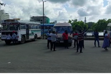 யாழ்.புதிய பேருந்து நிலையத்திலிருந்து தனியார் பயணிகள் போக்குவரத்து சேவை ஆரம்பம் (Video)