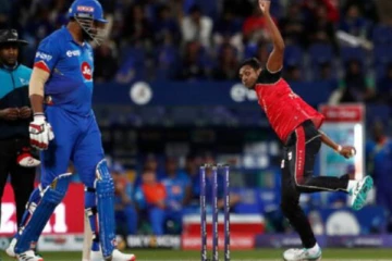 ලොවක් මවිත කරමින් ශ්‍රී ලාංකීය ක්‍රීඩකයෙකු මෙතෙක් වාර්ථා වූ වේගවත්ම පන්දුව යවයි..!