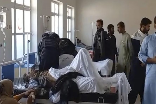 நபி பிறந்த நாளில் ஈவிரக்கமின்றி தாக்குதல்; 35 பேர் பலி | Near A Mosque In Balochistan Pakistan