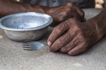 கையில் 1 லட்ச ரூபாய் இருந்தும் பசியால் மரணமடைந்த யாசகர்.., மனதை உலுக்கும் சம்பவம்