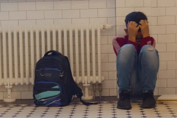 வகுப்பறையில் தீவைத்து எரிக்கப்பட்ட பள்ளி மாணவன்., வெளிநாட்டில் அதிர்ச்சி சம்பவம்