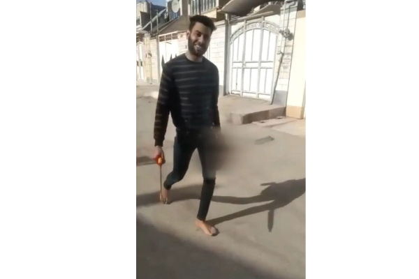 இளம் மனைவியின் வெட்டிய  தலையுடன் வீதியுலா வந்த நபர்; பெரும்  அதிர்ச்சியை ஏற்படுத்திய சம்பவம் | Street With The Young Wife S Severed Head