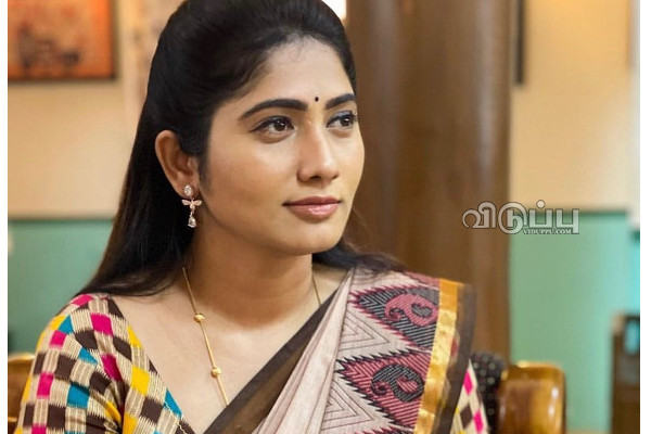 விஜய் டிவி பிரபலத்துடன் மாலையும் கழுத்துமாக இருக்கும் பிக்பாஸ் ஜூலி!! ஷாக்காகும் ரசிகர்கள்.. | Bigg Boss Julie Marriage Photos Viral Social Media