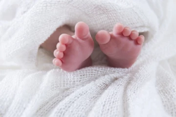 இரண்டு ஆணுறுப்புகளுடன் ஆசனவாய் இன்றி பிறந்த குழந்தை - அதிர்ந்து போன மருத்துவர்கள்