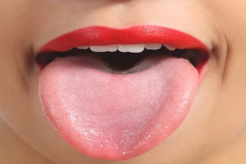 நாக்கு சொல்லும் இரகசியம்: உங்கள் நாக்கு இப்படி இருந்தால் நீங்கள் தான் அதிஷ்டசாலி!