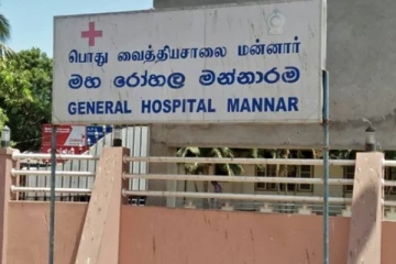 மன்னார் மாவட்ட பொது வைத்தியசாலையின் நோயாளர் விடுதியில் கத்திக்குத்து: ஒருவர் கைது