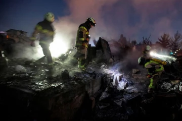 சிலியில் பயங்கர  காட்டுத் தீ!  120-க்கும் மேற்பட்ட வீடுகள் தீயில் கருகி சாம்பலாகின