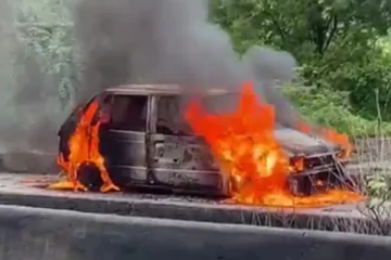 மனைவி மகனுடன் திடீரென காருக்குள் தீவைத்துக்கொண்ட தொழிலதிபர்., கிடைத்த கடிதம்..