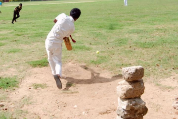 யாழ் மாவட்டத்தில் தேசியமட்ட போட்டியில் இருந்து மாணவனை மிரட்டி விலக வைத்த பாடசாலை சமூகம்