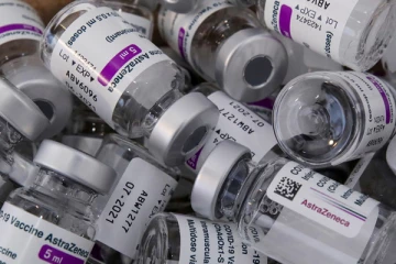 தடுப்பூசி பக்கவிளைவுகள்... இழப்பீடு கேட்டு கோரிக்கை வைத்த 37 பேர்