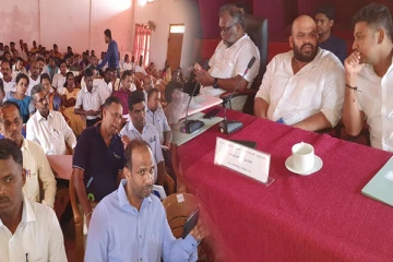 மட்டக்களப்பு - திக்கோடை கிராம மக்கள் பிரச்சினைக்கு தீர்வு: அரச முக்கியஸ்தர்கள் உறுதி(Photos)