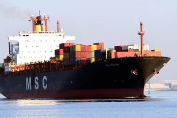 இலங்கை கடற்பரப்பிற்குள் நுழைய மறுக்கும் டீசல் கப்பல்