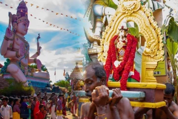 ஆயிரக்கணக்கான பக்தர்கள் சூழ நடந்த திருக்கோணேஸ்வரம் ஆலய இரதோற்சவம்!