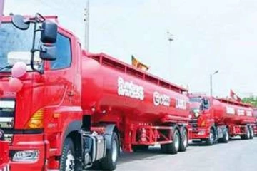 பணியிலிருந்து விலகும் பௌசர் உரிமையாளர்கள்?