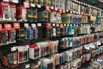 அமெரிக்க வரி விதிப்பினால் கனடிய பெற்றோருக்கு ஏற்பட்டுள்ள நெருக்கடி