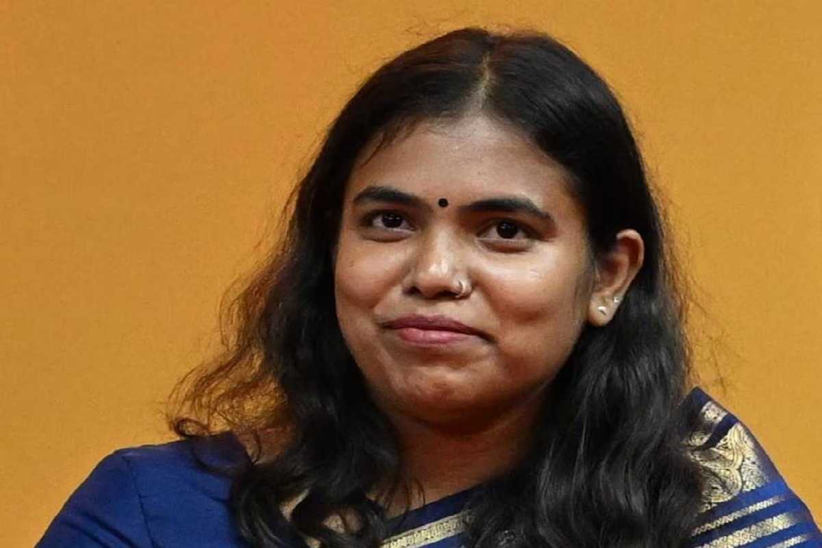 ஆய்வுக்கு செல்லும் அமைச்சர்களால் சர்ச்சை : முதல்வர் விஜய் போட்ட உத்தரவு | Cm Vijays Controversial Order By Ministers