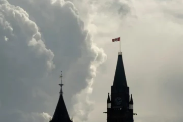 கனேடிய நகரம் ஒன்றுக்கு விடுக்கப்பட்டுள்ள கடும் புயல் எச்சரிக்கை