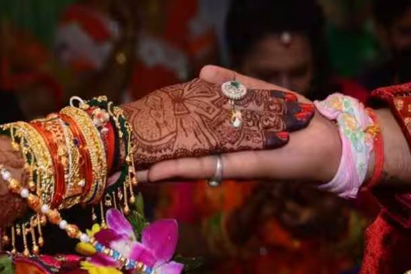திருமணத்திற்கு மறுப்பு தெரிவித்ததால் மாணவிக்கு காதலனால் நேர்ந்த கொடூரம்! | Girl Student Killed In Rejection Marriage Proposal