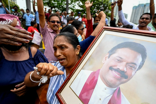 அங்கவீன படை உறுப்பினரை தாக்கிய பின், நாட்டில் இருந்து வெளியேறிய ரக்பி வீரர்! | Man Who Attacked A Disabled Soldier