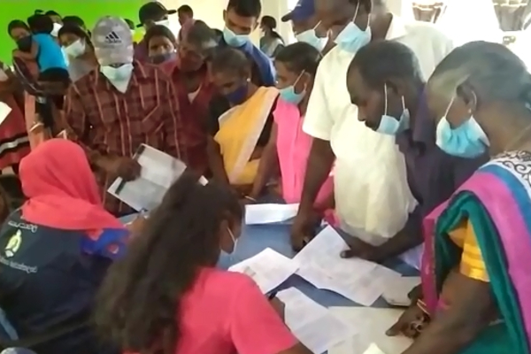 டிட்வா புயலினால் பிறப்பு சான்றிதழை இழந்த ஓரு மில்லியனுக்கு அதிகமானோர் | Birth Certificates Of Over A Mn People Destroyed டிட்வா புயலினால் பிறப்பு சான்றிதழை இழந்த ஓரு மில்லியனுக்கு அதிகமானோர் | Birth Certificates Of Over A Mn People Destroyed