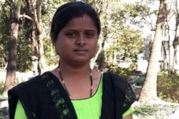 செருப்பால் அடிக்கப்பட்ட கர்ப்பிணி பெண் அதிகாரி! தவறுக்கு துணை போகாதவருக்கு நேர்ந்த நிலை.. அதிர்ச்சி சம்பவம்