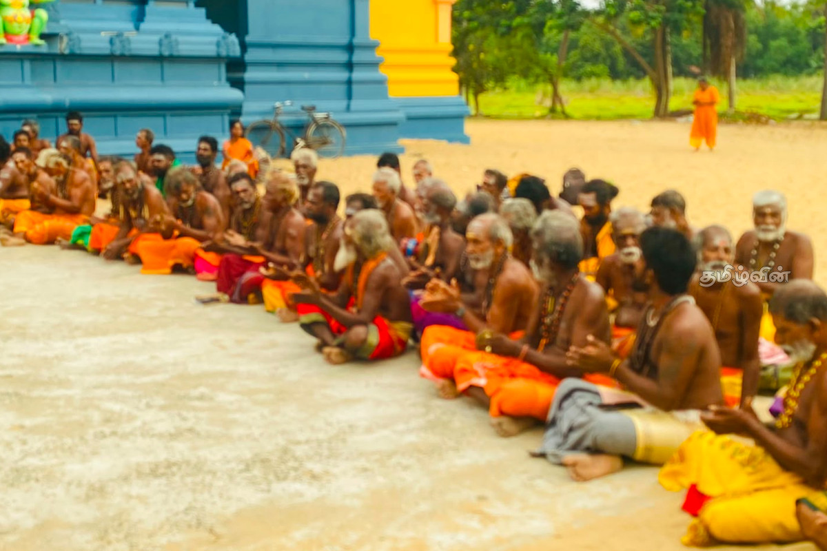 கதிர்காமம் முருகன் ஆலய ஆடிவேல் விழாவின் பாதயாத்திரை நேற்று மட்டகளப்பில்.. 14ஆம் திகதி வரை நீடிப்பு | Kathirkamam Murugan Temple Foot Procession கதிர்காமம் முருகன் ஆலய ஆடிவேல் விழாவின் பாதயாத்திரை நேற்று மட்டகளப்பில்.. 14ஆம் திகதி வரை நீடிப்பு | Kathirkamam Murugan Temple Foot Procession