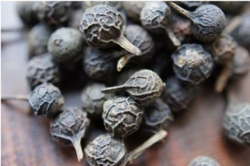 கருப்பு வாால் மிளகினை ஆண்கள் தினமும் சாப்பிட்டால் என்ன நடக்கும்... முழுசா தெரிஞ்சிக்கோங்க!