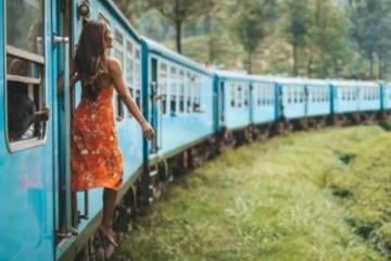 செல்பி மோகத்தால் பெண்ணுக்கு நேர்ந்த கதி!