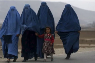 “ஆண் துணை இல்லாமல் பயணம் செய்யக்கூடாது,  ஹிஜாப் அணியாத பெண்களுக்கு வாகனங்களில் அனுமதி இல்லை” - தலிபான் புதிய உத்தரவு