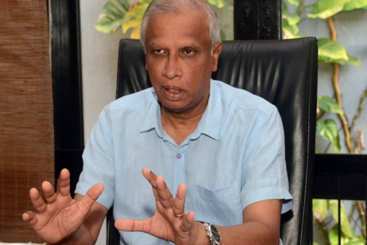 நீதிமன்ற நடவடிக்கைகள் மட்டும் தீர்வாகாது! ஜனாதிபதியுடன் அவசர பேச்சுவார்த்தைக்கு தயாராகும் பண்ணையாளர்கள் | Sumanthran Voicing For Farmers Problems நீதிமன்ற நடவடிக்கைகள் மட்டும் தீர்வாகாது! ஜனாதிபதியுடன் அவசர பேச்சுவார்த்தைக்கு தயாராகும் பண்ணையாளர்கள் | Sumanthran Voicing For Farmers Problems