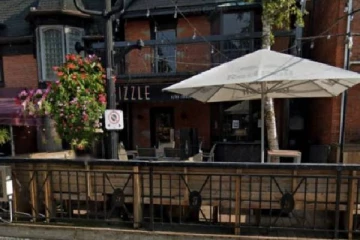 கனடாவில் இரவு விடுதிக்கு சென்று திரும்பியவர்களுக்கு கொரோனா பாதிப்பு