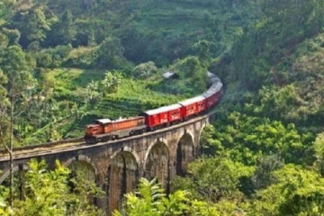 தடம்புரண்ட ரயில்! மலையக ரயில் சேவையில் தாமதம்!