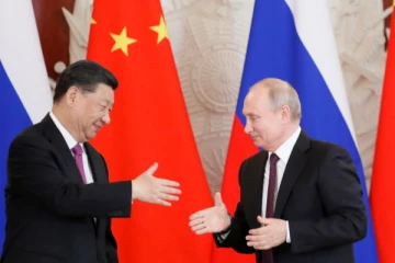 உக்ரைன்  போரை தனக்கு  சாதகமாகப் பயன்படுத்தும் சீனா!