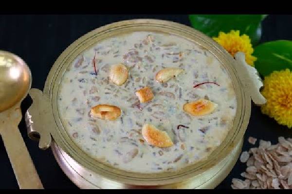 Milk Poha: வெறும் 10 நிமிடத்தில் ஆரோக்கியமான காலை உணவு | Tasty And Healthy Aval Paal Recipe In Tamil