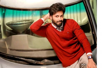 புது சர்ச்சையில் சிக்கிய நடிகர் அஸ்வின் - மாசா...மாசம் கரெக்டா சிக்குறாரே...!