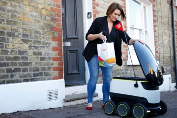 உலகம் முழுவதும் 40 லட்சம் சேவையை வழங்கிய ரோபோக்கள்!